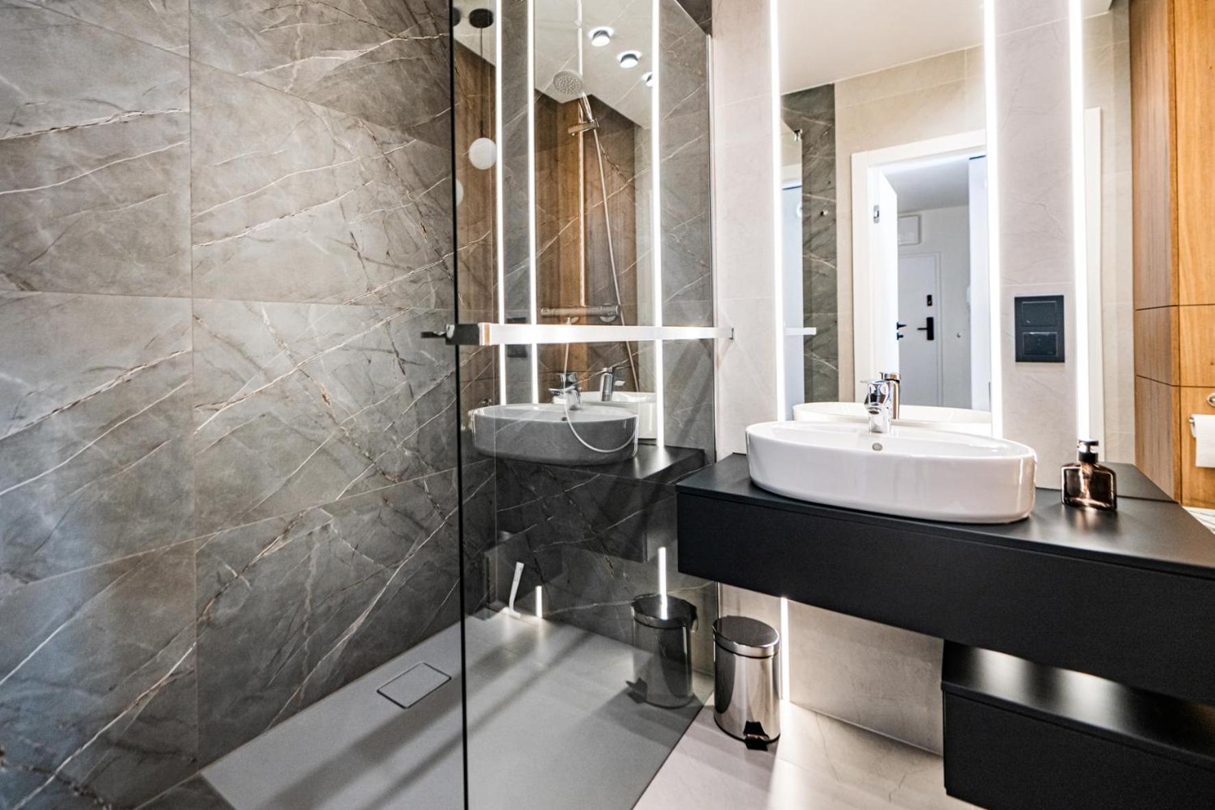 Apartment Port Popowice -darmowy Garaz I Rowery - Meldunki 24na7 - Tramwajem 15 Min Do Rynku Wroclaw